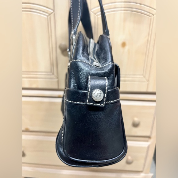 Black leather Michael Kors Purse - Picture 3 of 7